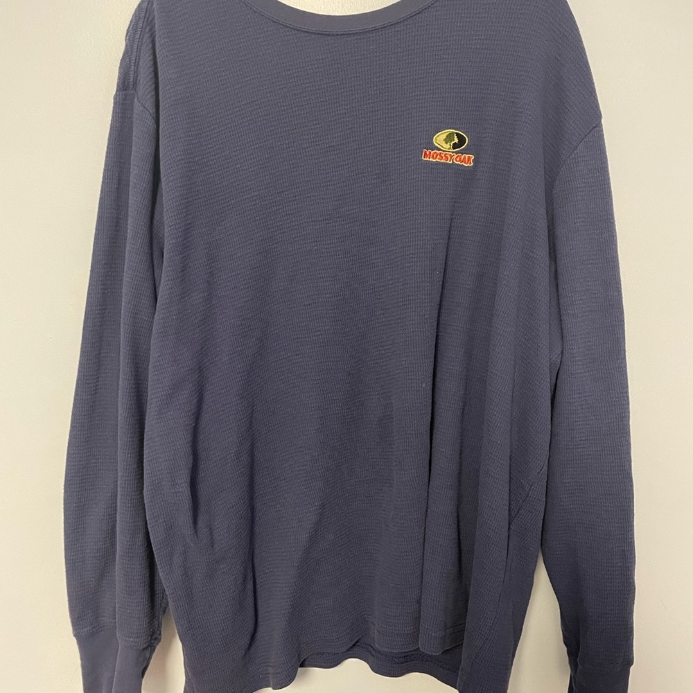 Mossy Oak Long sleeved Top. Size 2XL. In Fair condition.